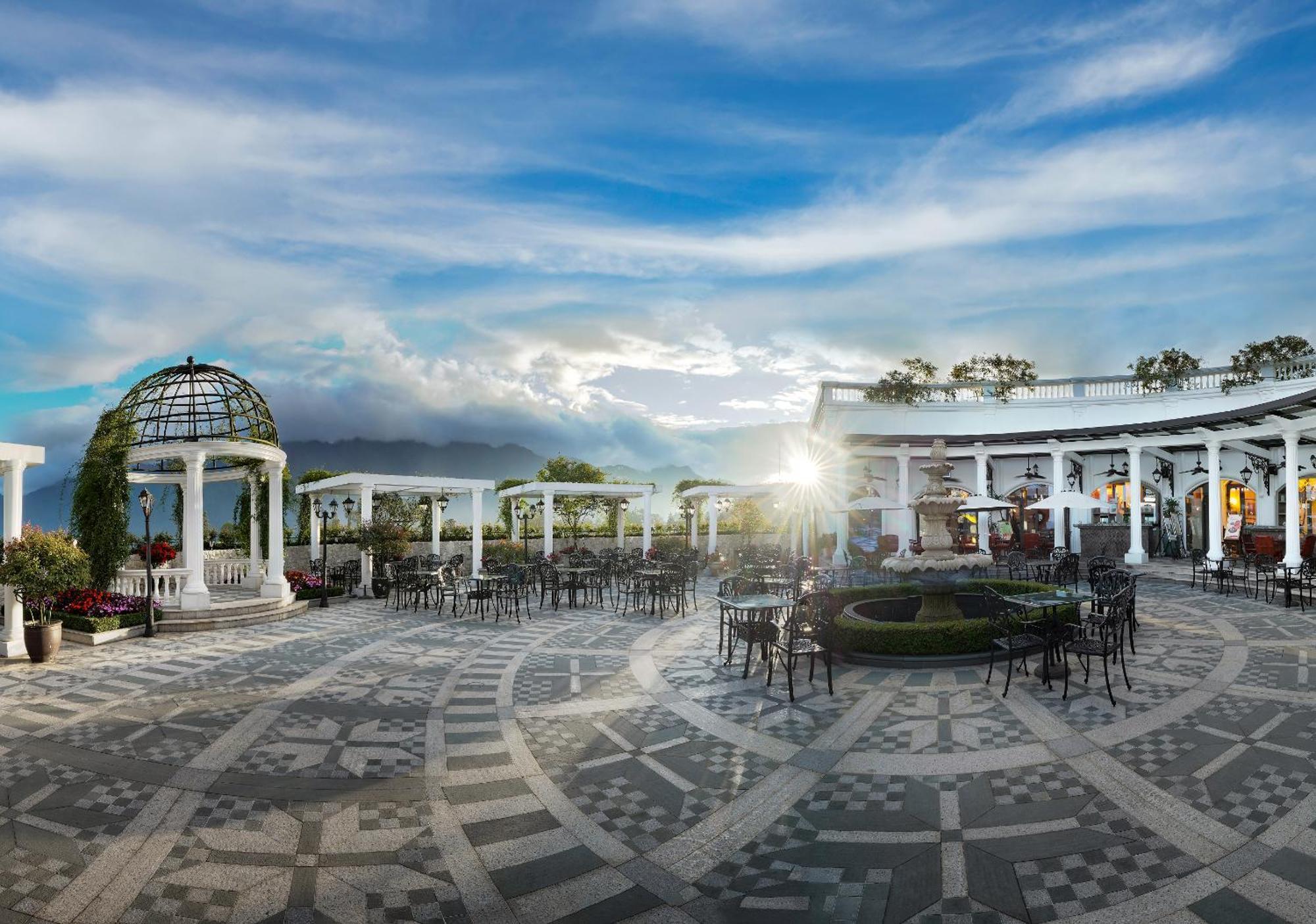 Silk Path Grand Sapa Resort & Spa Экстерьер фото The Sky Garden