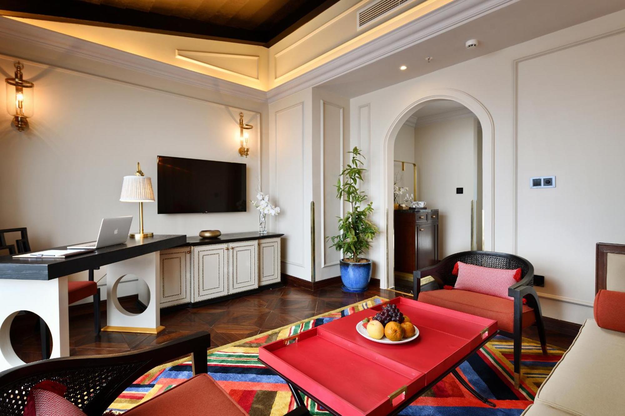 Silk Path Grand Sapa Resort & Spa Экстерьер фото A suite at the hotel